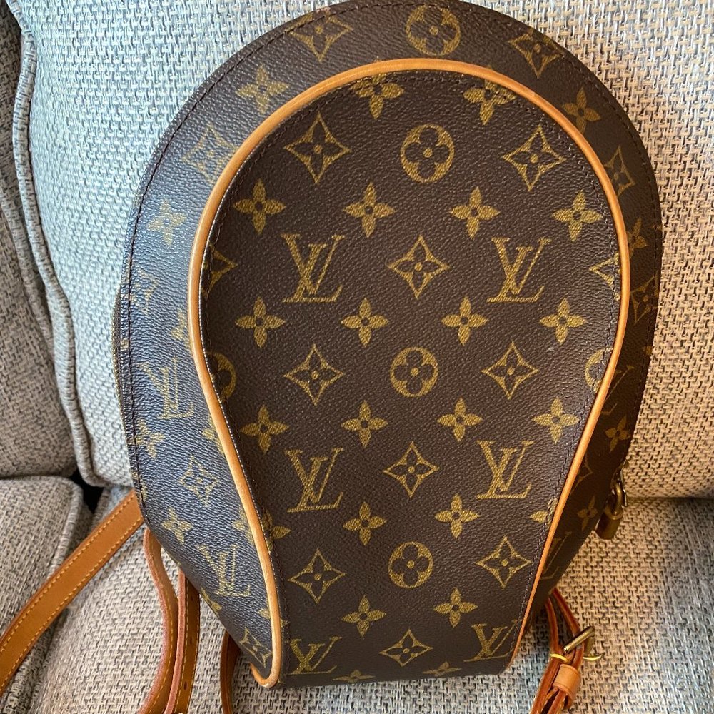 Louis Vuitton Elipse Backback Bag
